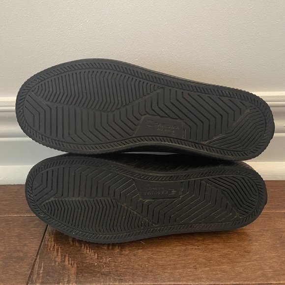 CARIUMA All Black Canvas sz 5 - Picture 10 of 11